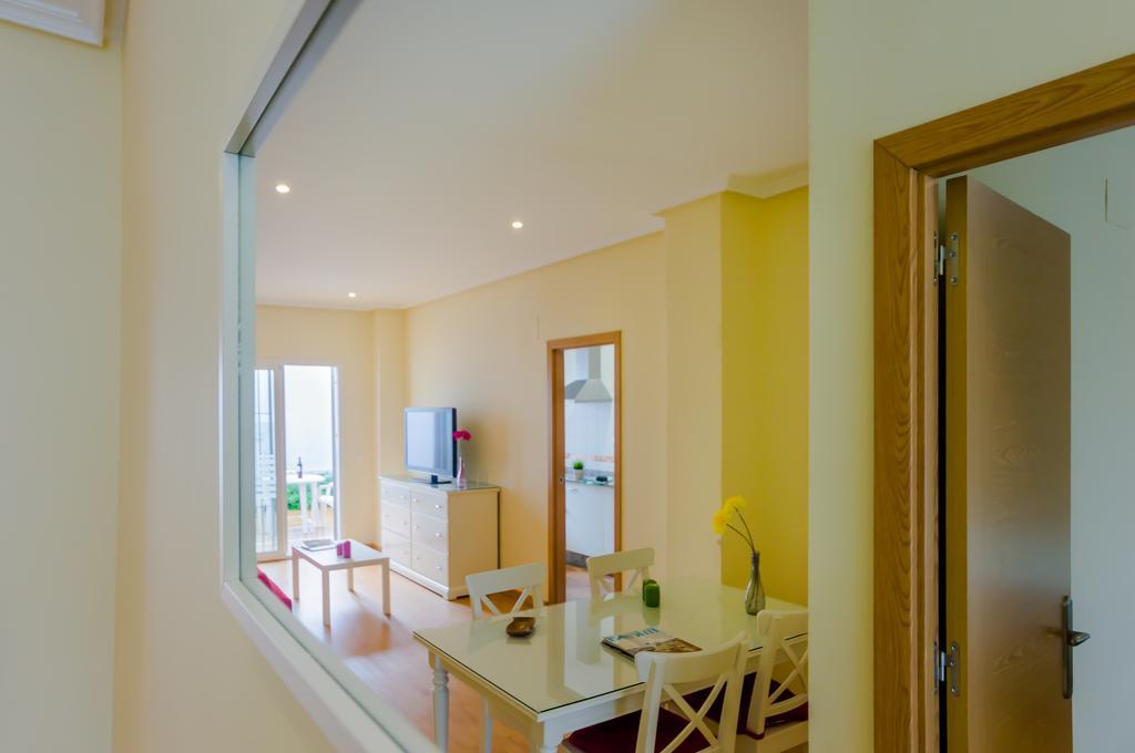 Apartamentos Ribera Del Puerto El Puerto de Santa María Pokoj fotografie