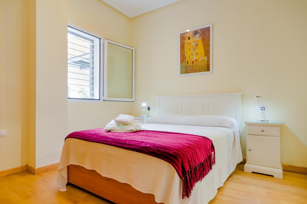 Apartamentos Ribera Del Puerto El Puerto de Santa María Pokoj fotografie